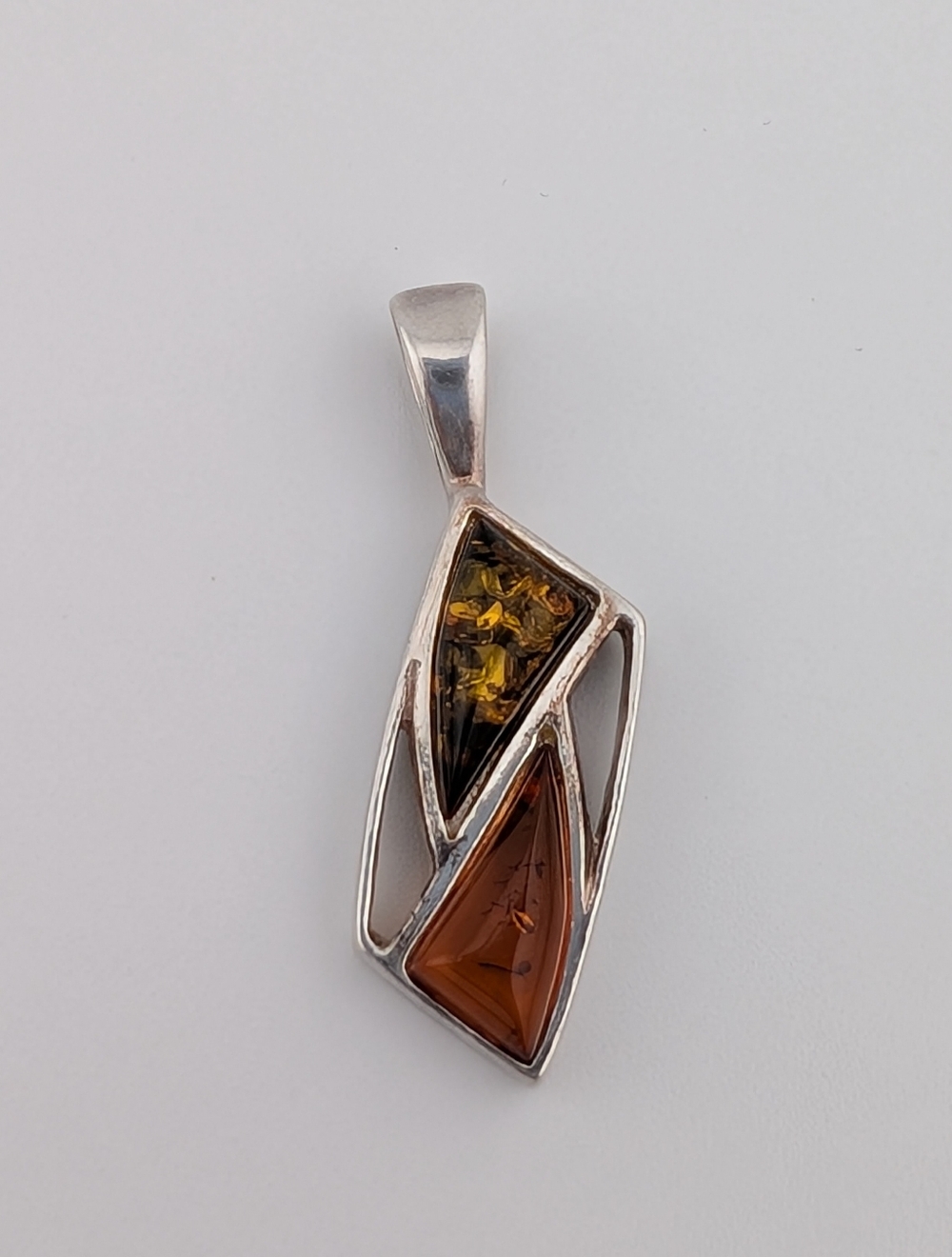 VTG Amber 925 Sterling Silver Gold And Green Amber Boho Pendant